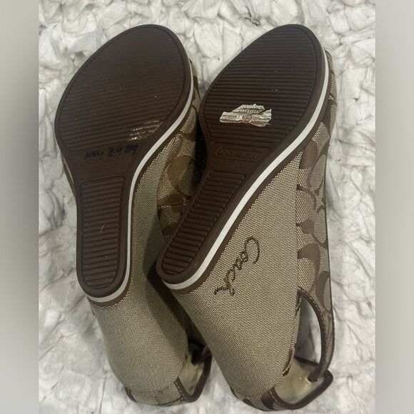 Coach platforms - Picture 5 of 6